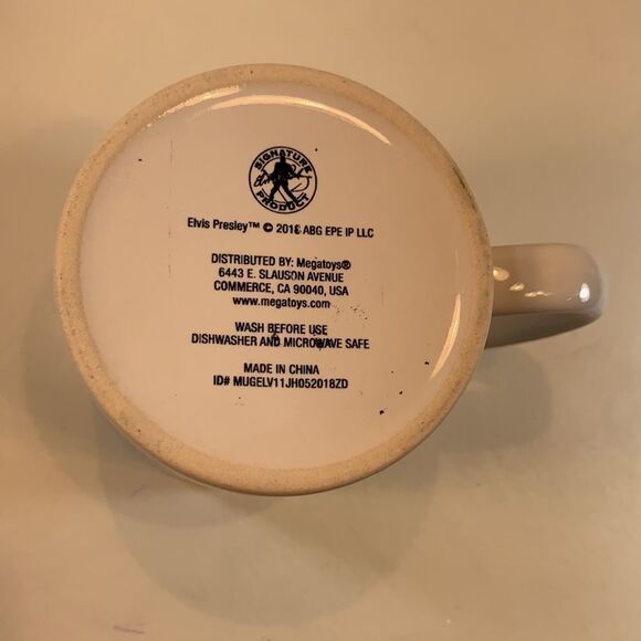 Elvis Presley 2018 Jailhouse Rock Coffee Tea Cocoa Collector 16 Ounce Mug EUC - Picture 4 of 4